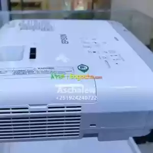 BRAND NEW  EPSON Projector Has remote Model name:  EB-x39Hardware interface: VGA, USB, HD Price in Ethiopia